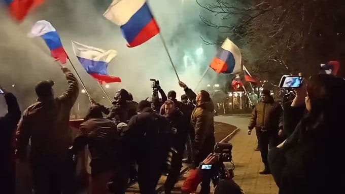 Putin reconoce independencia de Luhansk y Donetsk; ordena activar las fuerzas armadas