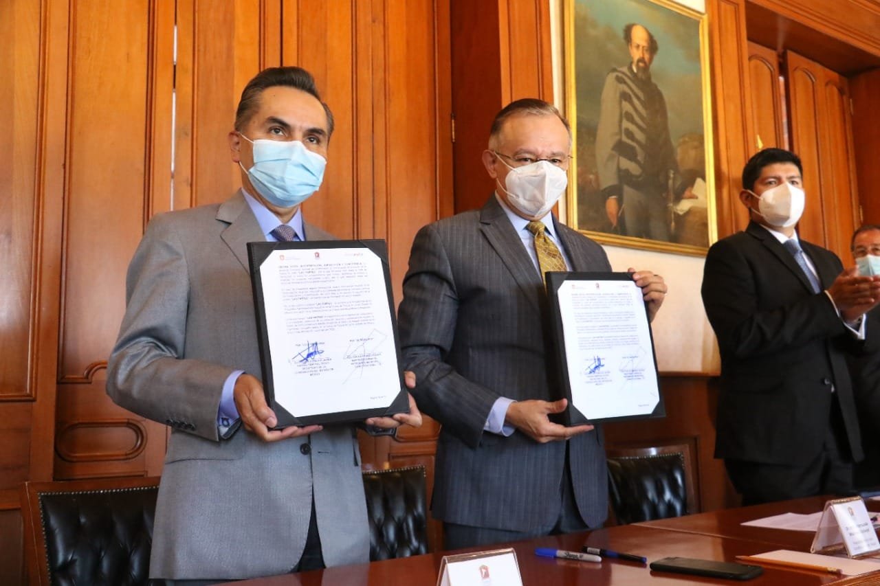 Ayuntamiento de Toluca firma convenio para amplificar la transparencia y rendición de cuentas