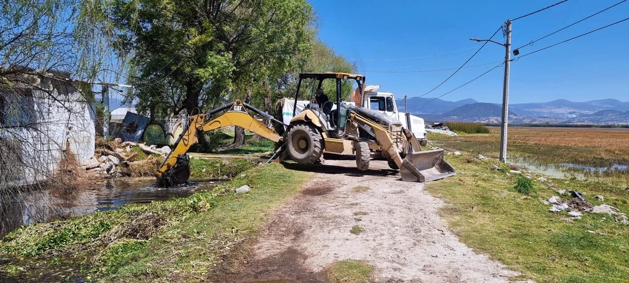 Realizan mantenimiento preventivo ante próxima temporada de lluvias en Metepec