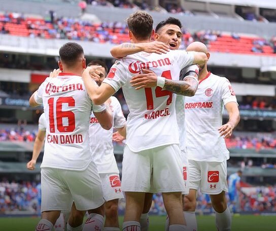 Con todo y gol de Funes Mori, Toluca saca dramático triunfo ante Cruz Azul. Video