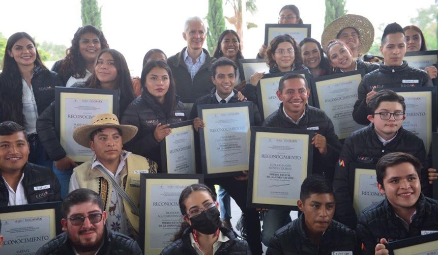 Entrega Gobernador Del Mazo Premio Estatal de la Juventud 2022