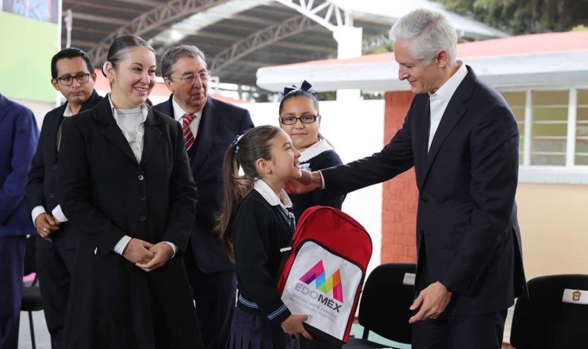 #Edoméx inicia ciclo escolar con un esquema formativo nuevo, señala gobernador Del Mazo