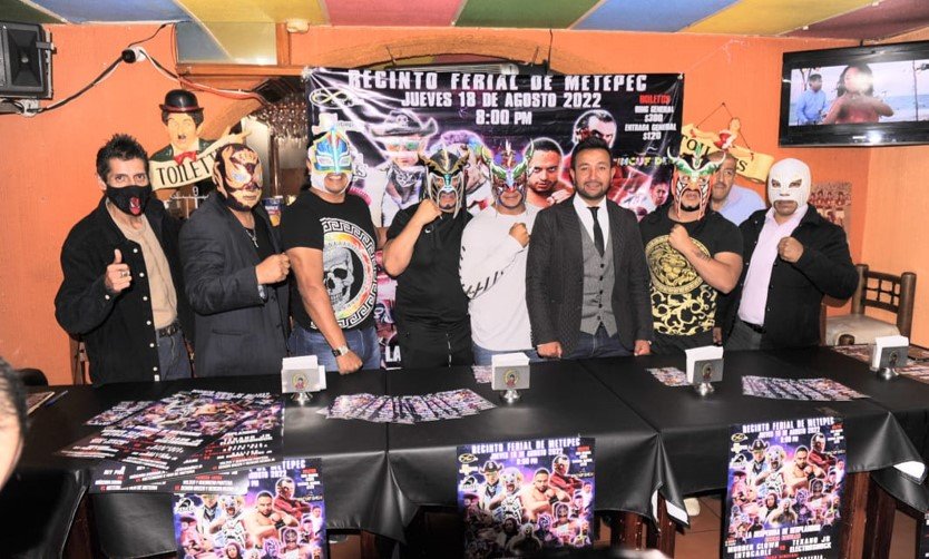 En Recinto Ferial de #Metepec Lucha Libre para despedir a Resplandor