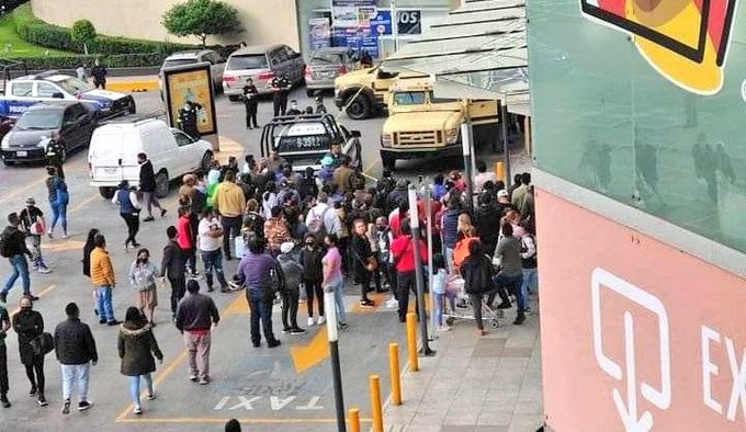 Cinco custodios detenidos por disparo que hirió a niño y mujer en plaza comercial de Naucalpan