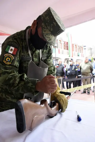 Sedena entrega casi 2 mdp durante campaña de canje de armas en Edoméx