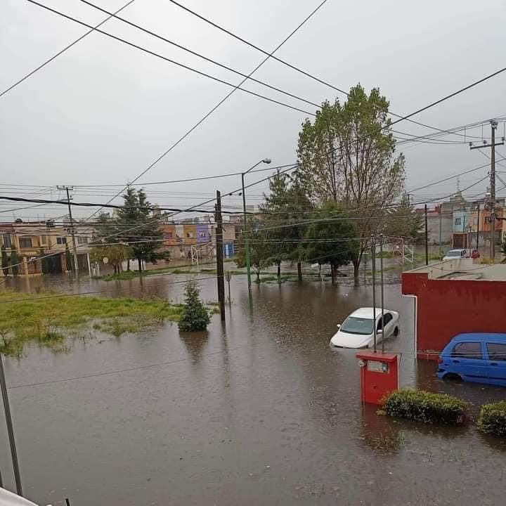 Fuertes lluvias provocan inundaciones en Ex Rancho San Dimas