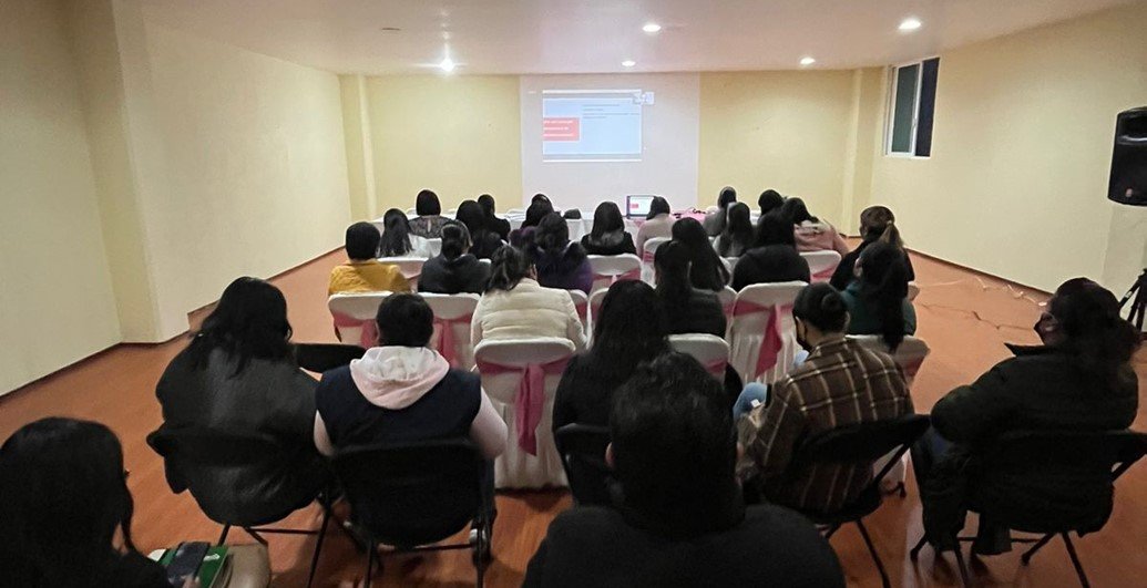 Realizan análisis de las condiciones de violencia que viven las mujeres en #VillaVictoria