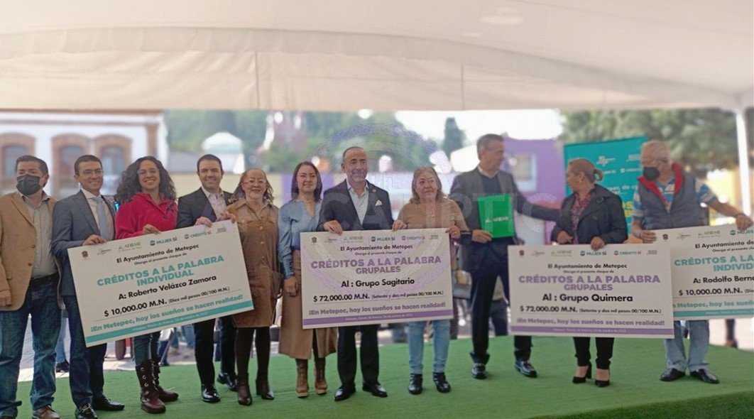 Entregan en #Metepec primeros créditos a la palabra