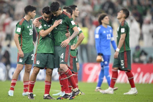 Una amarilla, un gol, y mucha corrupción, dejan fuera a México del Mundial