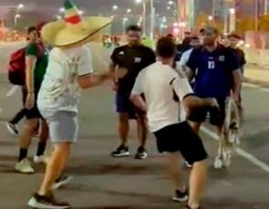 Se calientan los ánimos entre argentinos y mexicanos en Qatar; varios heridos tras gresca. VIDEOS