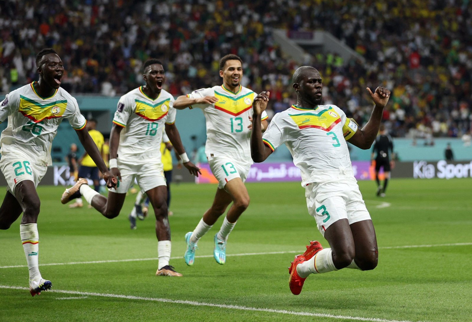 Senegal vence a Ecuador, y junto a Países Bajos, avanza a octavos. #Qatar2022