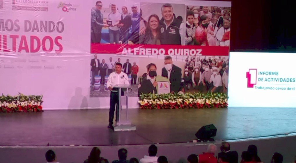 Fernando Flores, Ana Lilia y Carolina, ausentes en informe de diputado de #Metepec