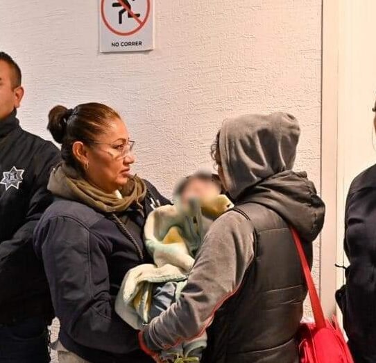 Recuperan a bebé robada en #Chalco; una adolescente detenida