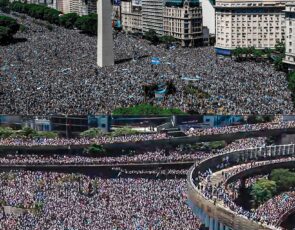 Millones de personas festejan en Argentina la Copa del Mundo