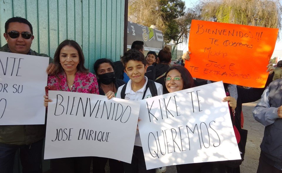 Llegan a #Toluca jóvenes futbolistas que estaban varados en Perú