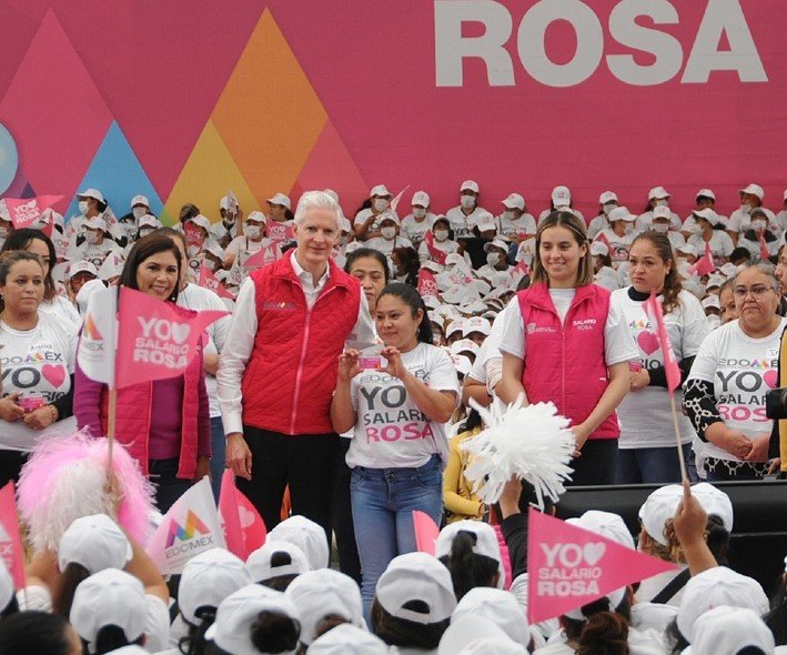 Entrega gobernador Del Mazo más de 8 mil tarjetas rosas para mujeres de 14 municipios