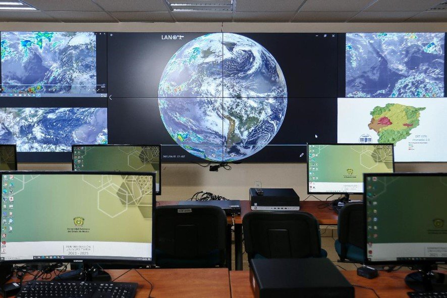 #UAEMéx y AEM desarrollan proyectos espaciales; la casa de estudios recibe reconocimiento