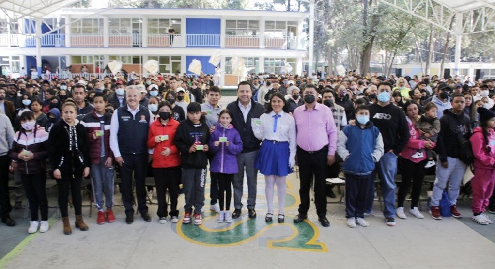 Administración Del Mazo ha otorgado 670 mil becas para estudiantes del #Edoméx
