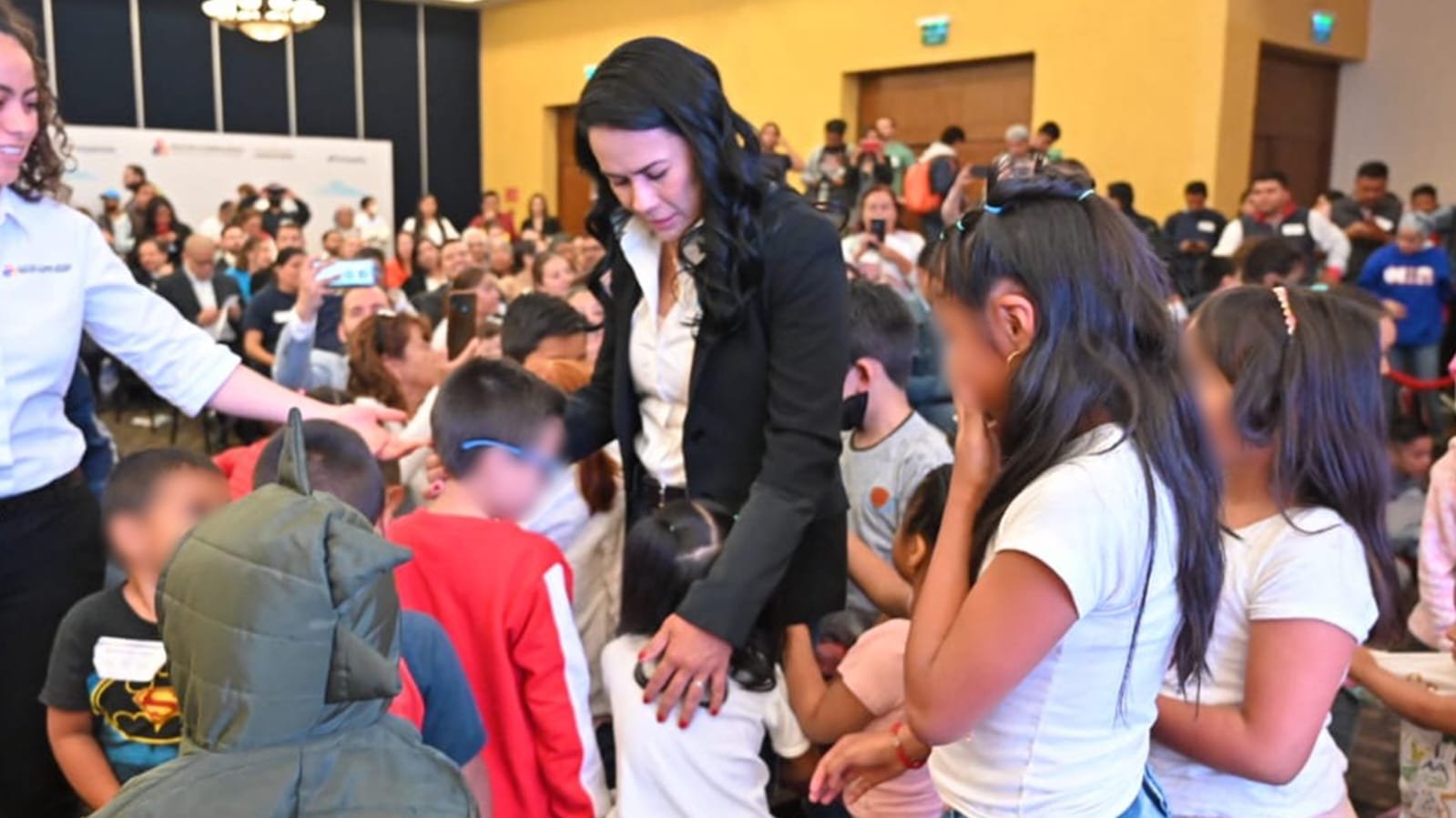 Firma Alejandra del Moral Pacto por la Primera Infancia mexiquense