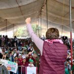 Delfina Gómez se compromete a "sacar del olvido" a municipios del sur del Edomex