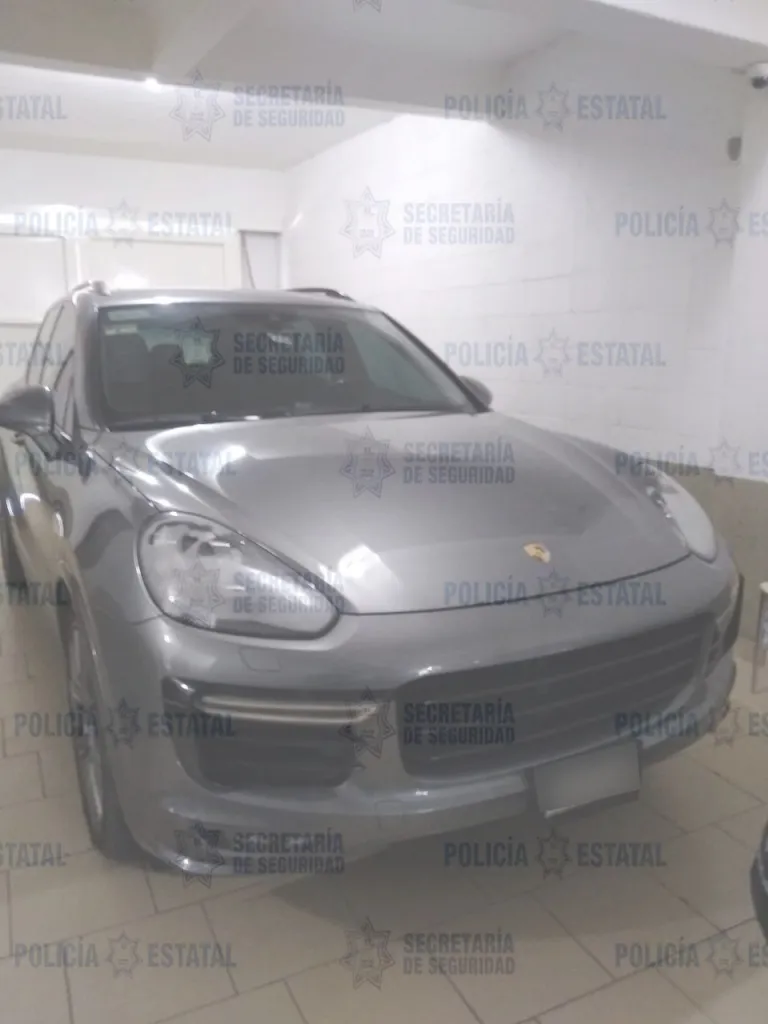 Capturan a 4 en #Metepec, incluido presunto jefe de plaza del Valle de México; traían un Porsche
