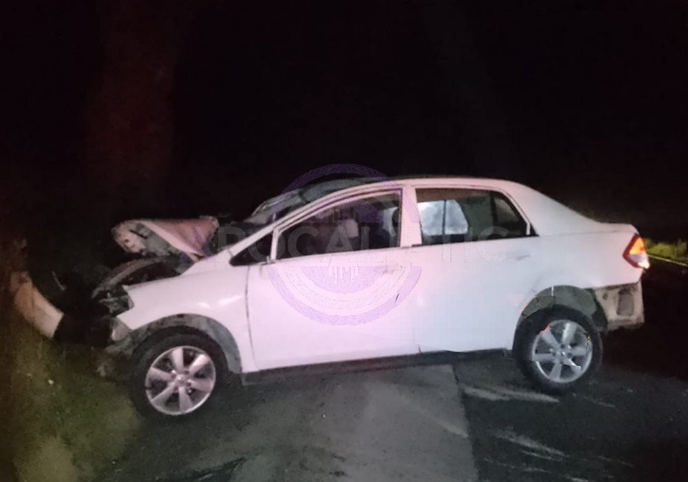 Hombre muere al estrellarse contra máquina en la Toluca-Zitácuaro