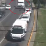 Así arrolló un tráiler a vehículo en avenida de #Toluca. VIDEO