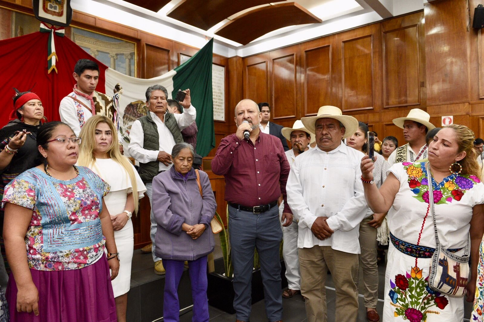 Analizan en legislatura mexiquense reforma constitucional para pueblos originarios