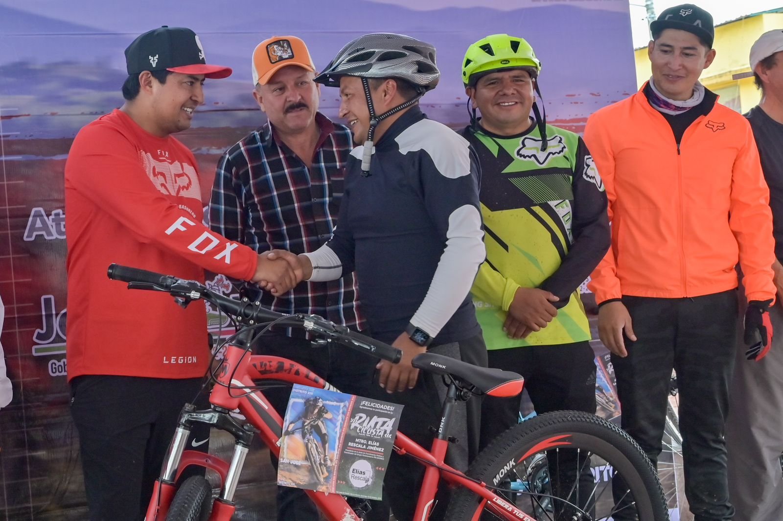 Diputado Iván Esquer impulsa rodada ciclista en San José del Rincón