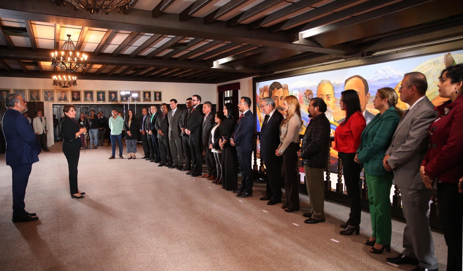 Toman protesta 14 nuevos funcionarios en el gobierno del Estado de México; conócelos