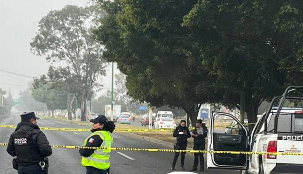 Menor se arroja de un puente sobre Avenida Central