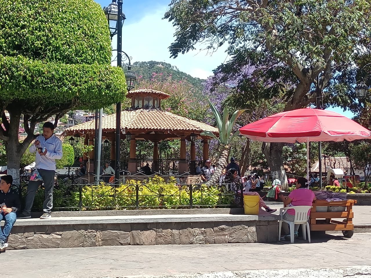 Michelle Núñez se echa en contra a trabajadores municipales