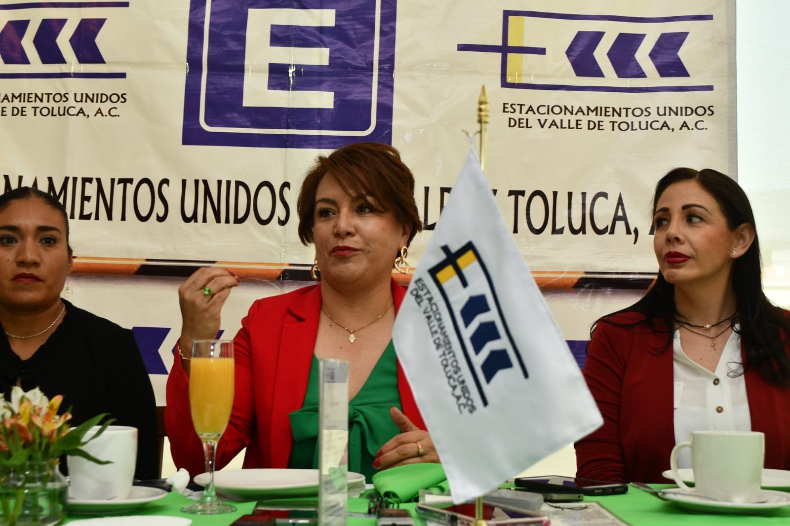 Estacionamientos de #Toluca dan a conocer página web para combatir la ilegalidad