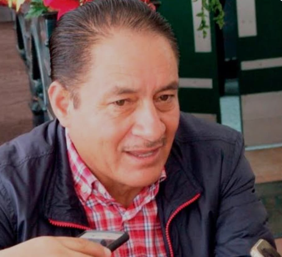 Mario Santana se registra como candidato del PRI en #VillaVictoria; pide a CONAGUA dejar de saquear la presa