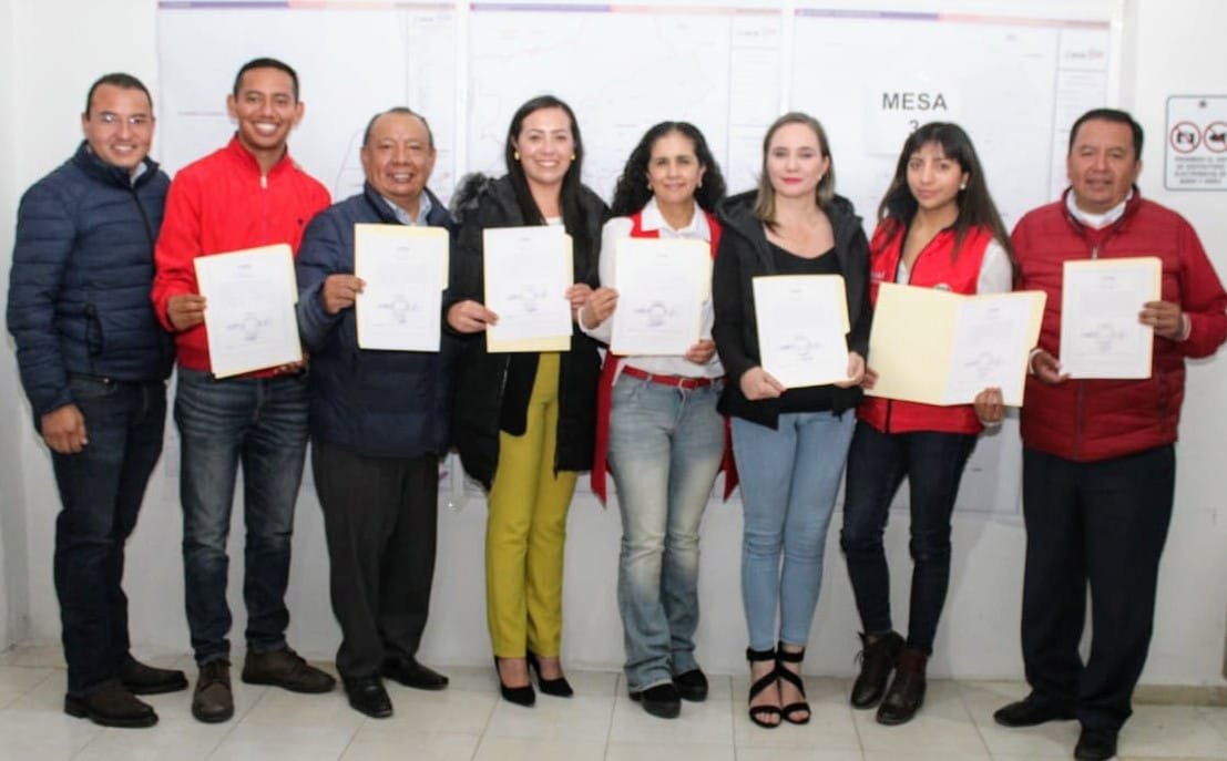 Recibe constancia de mayoría Sinaí Guadalupe Lugo Vargas, candidata del PRI en Otzolotepec