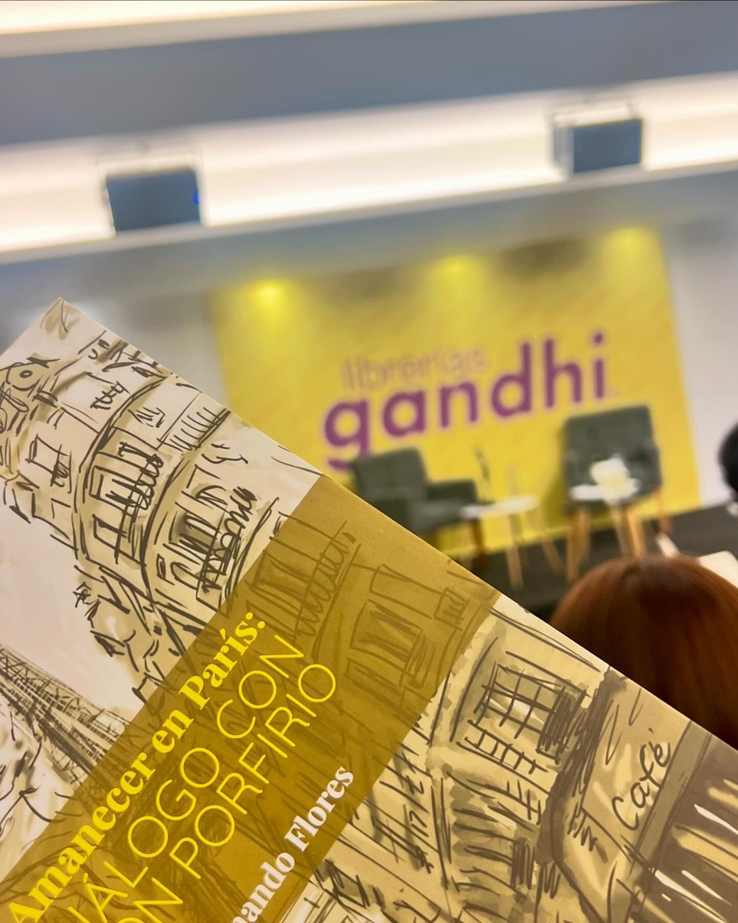 Fernando Flores presenta en Librerías Ghandi su libro «Amanecer en París: Diálogo con Don Porfirio»