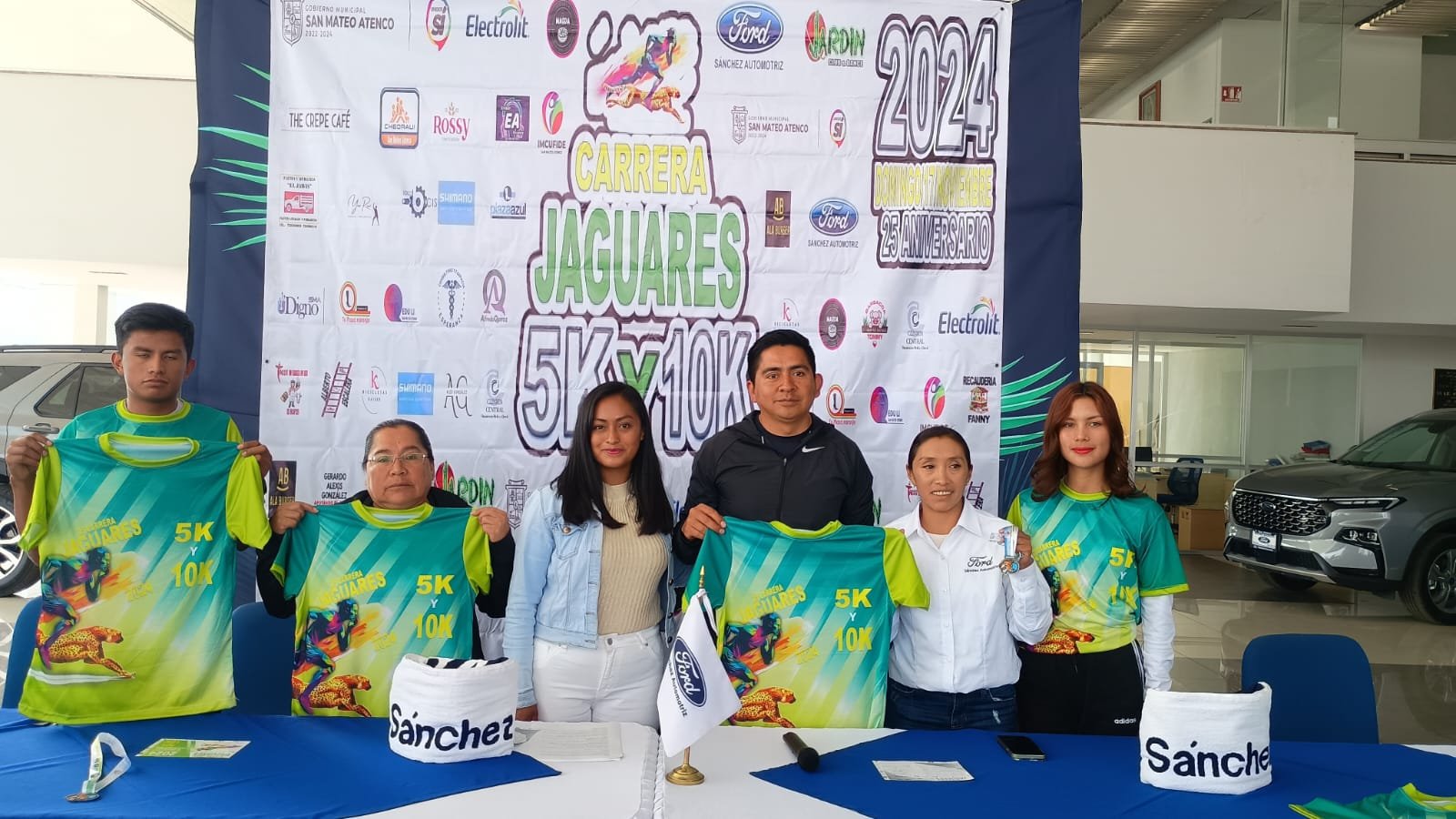 Club Jaguares de San Mateo Atenco celebra 25 aniversario con carrera