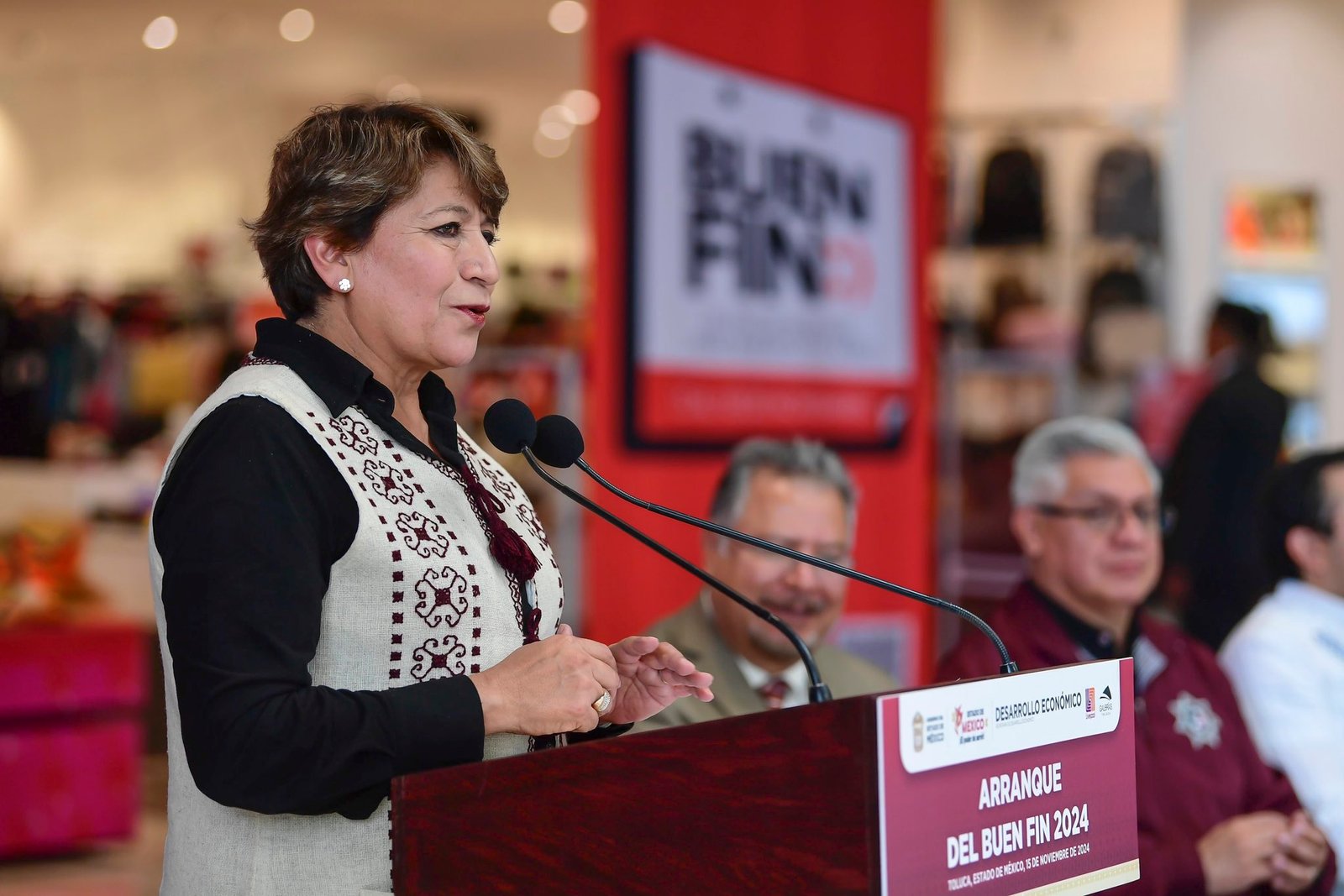 Gobernadora Delfina Gómez da el banderazo de salida al Buen Fin 2024