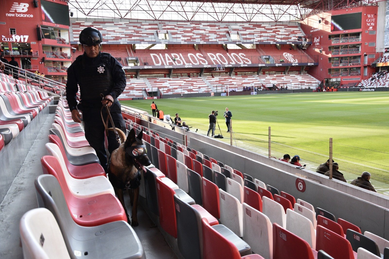 Operativo especial de seguridad en Toluca por el partido México vs Honduras