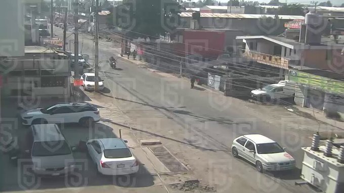 Cámaras del C5 registran atropellamiento doble en #Metepec