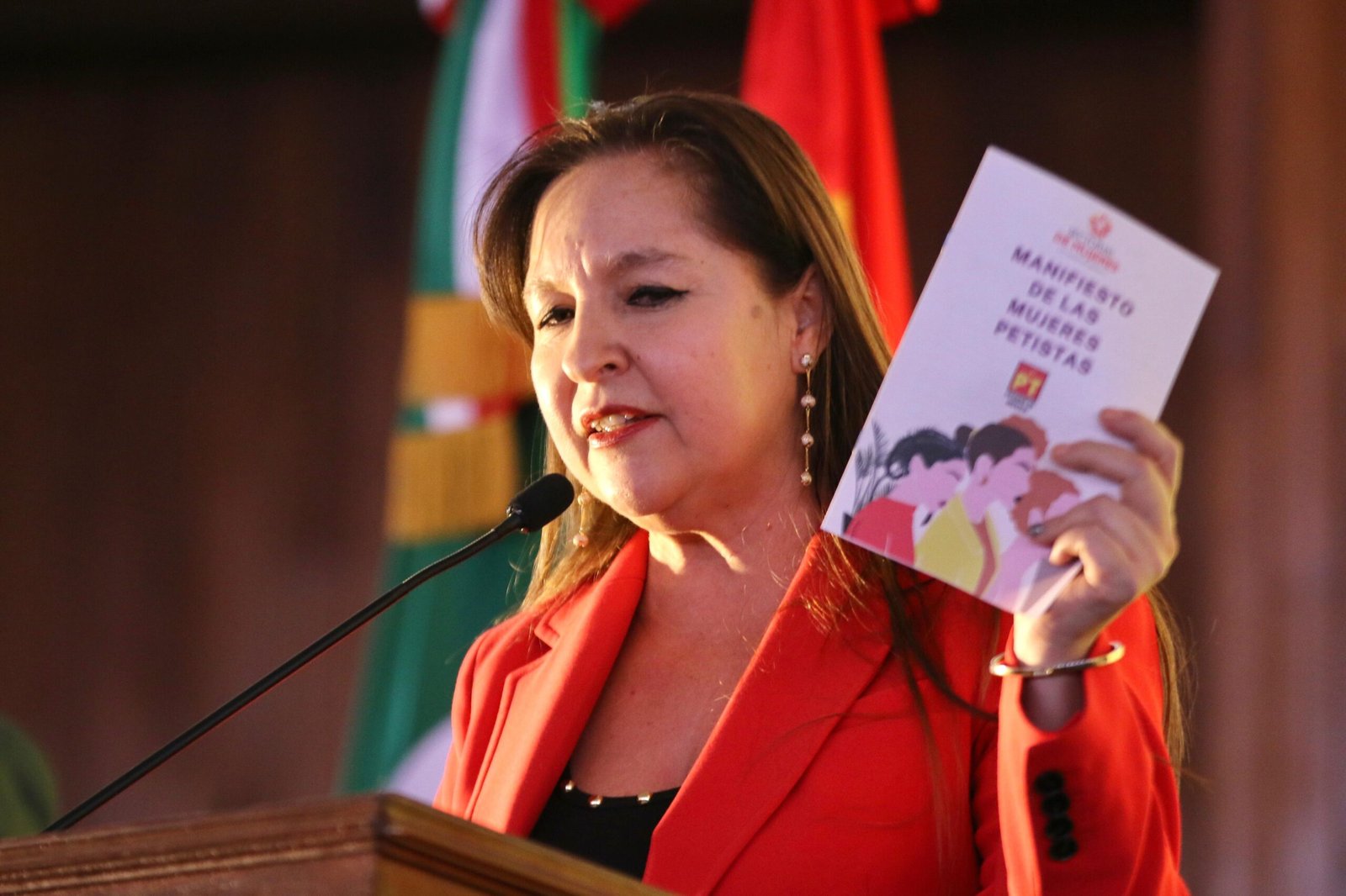 Mujeres del Partido del Trabajo se pronuncian por agresión de alcaldesa de #Capulhuac