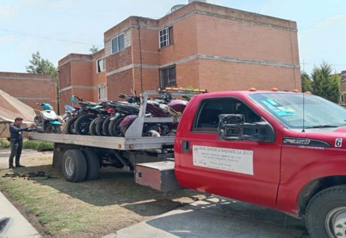 OJO: Recuperan 10 motos robadas, tras cateo en casa de La Crespa, en #Toluca