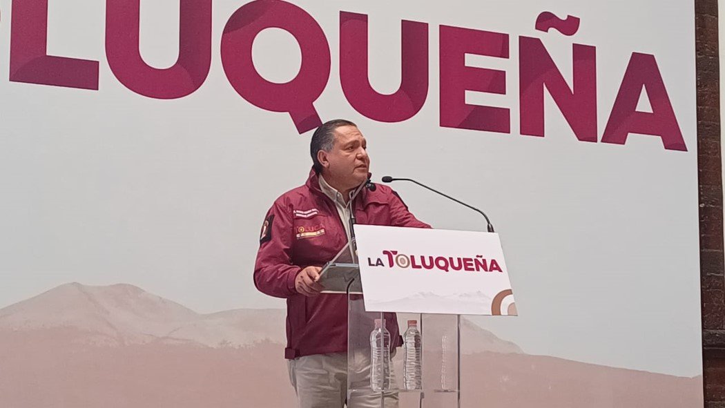 Toluca moderniza alumbrado público; se llena de luz