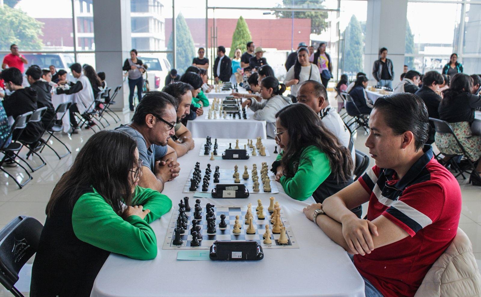 Más de 80 niños, jóvenes y adultos participaron en la 2a fecha del Circuito de Ajedrez en #Toluca