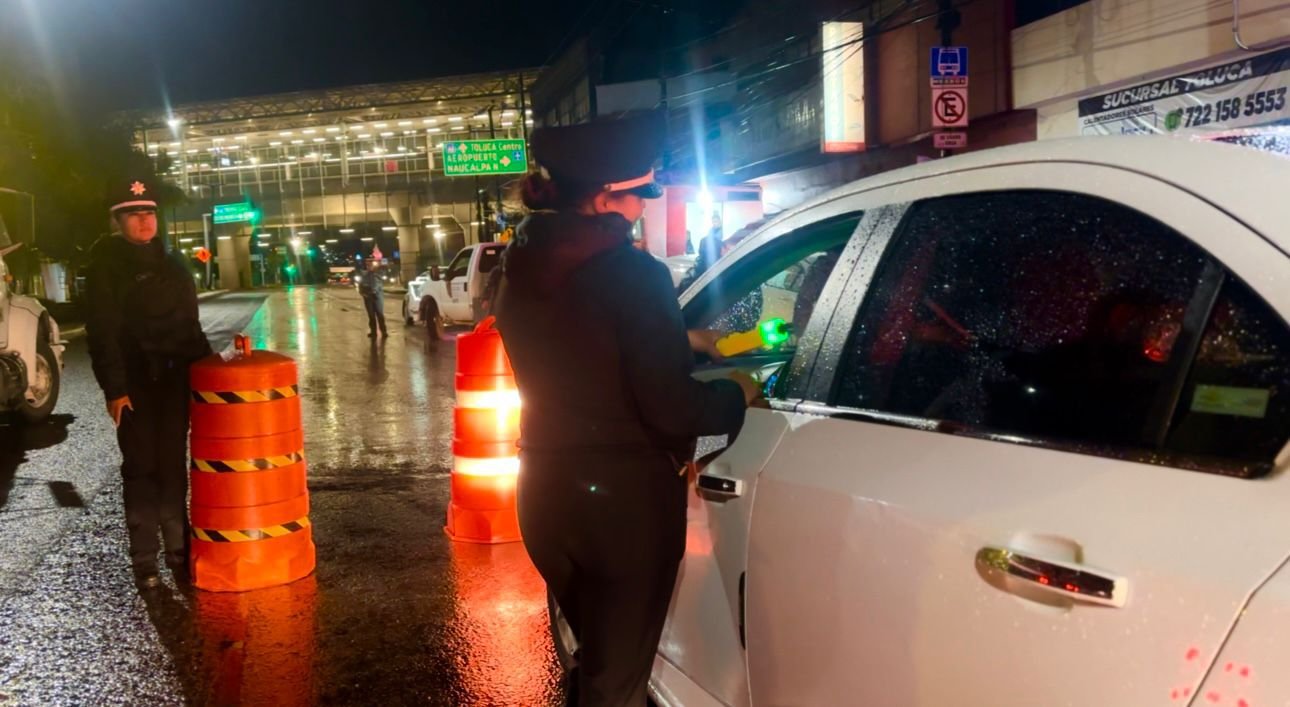 Este fin de semana 33 detenidos por no superar el alcoholímetro en #Toluca; 16% fueron mujeres