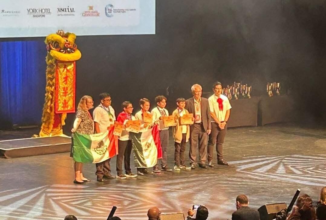 Éxito de estudiantes mexiquenses en competencia internacional de matemáticas