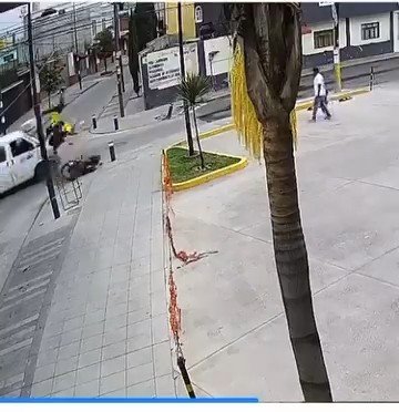 Arrollan a motociclistas en sentido contrario en #Chalco. Video