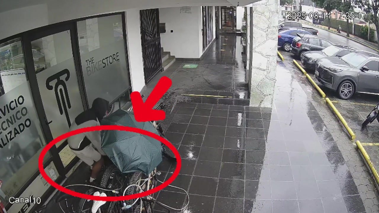 Policía de #Metepec detecta, rastrea y captura a dos ladrones; uno es extranjero