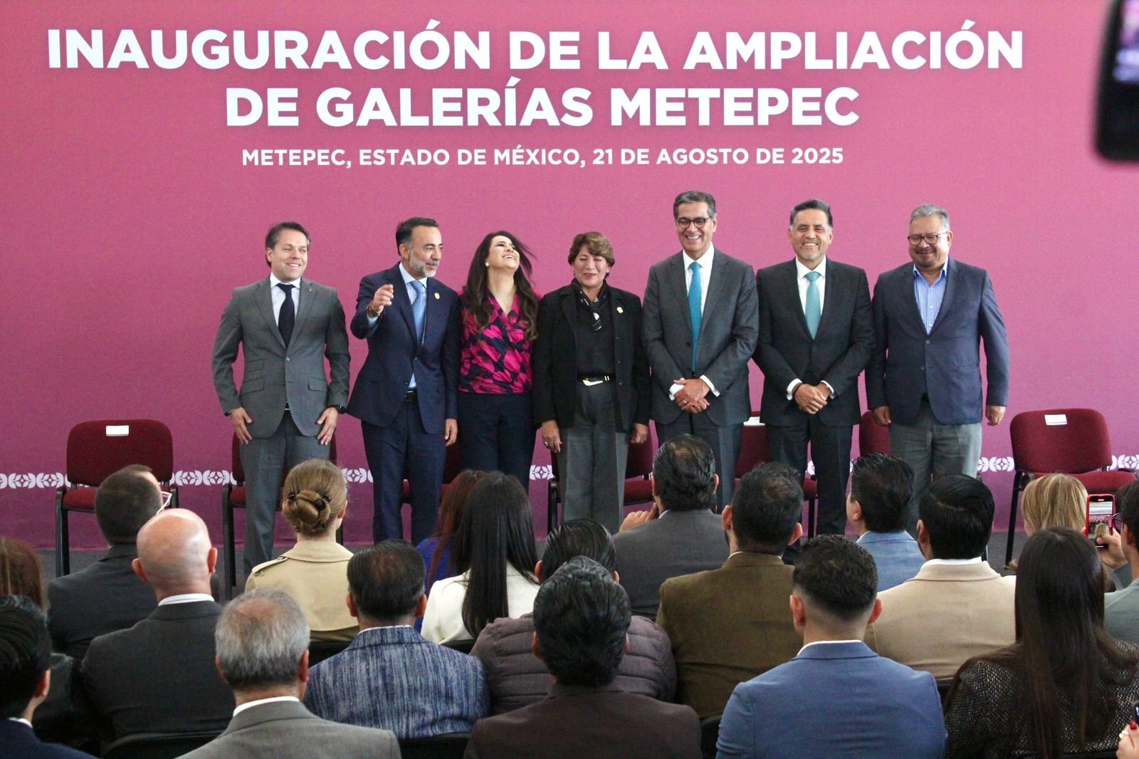 Nueva área de Galerías #Metepec genera mil 600 empleos: Delfina Gómez
