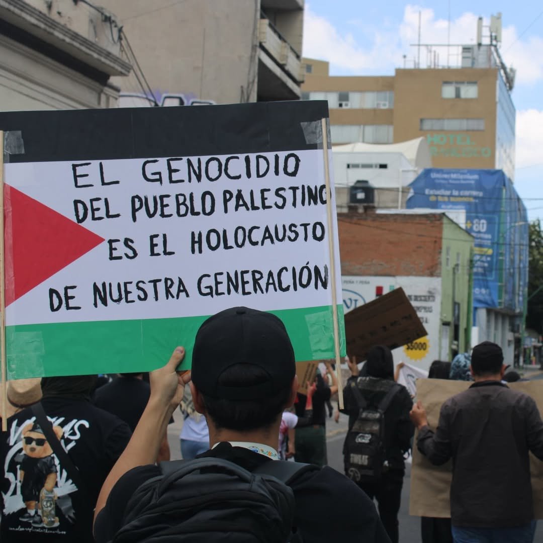 Marchan en Toluca por la paz en Gaza